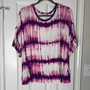 LuLaRoe Tie-Dye Pink and Purple Short Sleeve Top